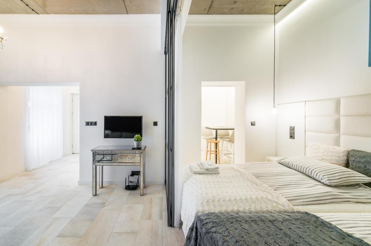 Groble Deluxe Apartments Wawelofts คราคูฟ ภายนอก รูปภาพ